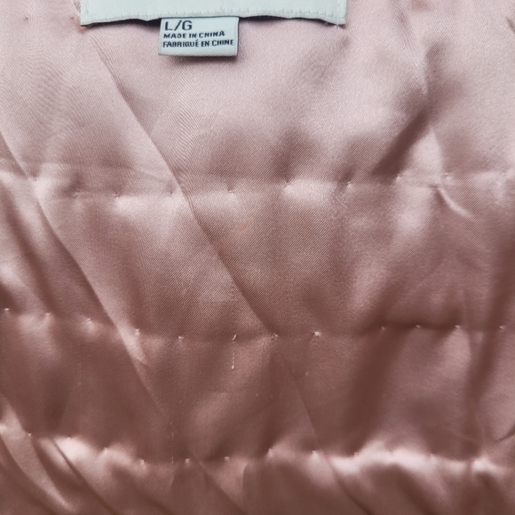 100% feather vest with tags - Picture 5 of 7